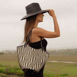 Flow Midi Handbag